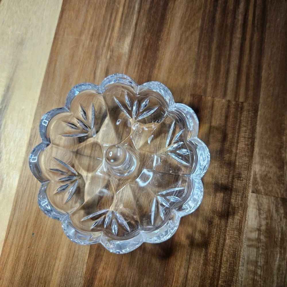 Marquis by Waterford Crystal Scalloped Ring Holder Dish Clear Glass Vanity Decor